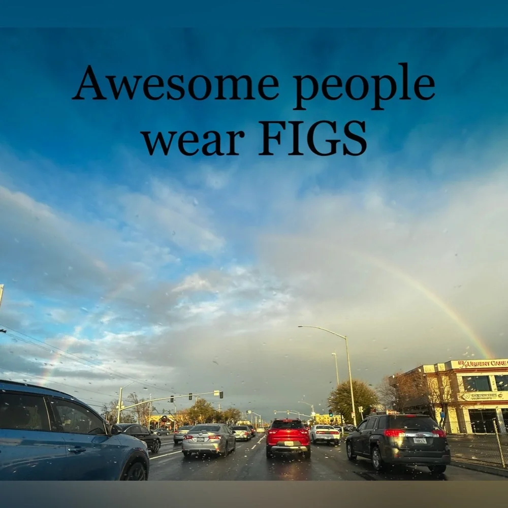 FIGS SCRUBS!!! - Picture 2 of 7